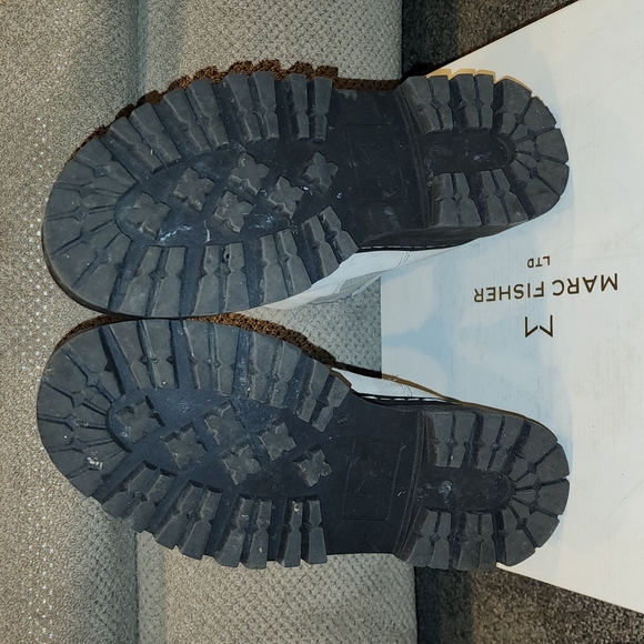 Marc Fisher light gray Pauline Lugsole Boots - Picture 6 of 9